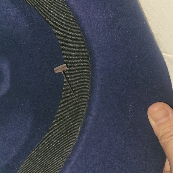 Roxy navy blue hat 100% wool NWOT - Picture 4 of 5